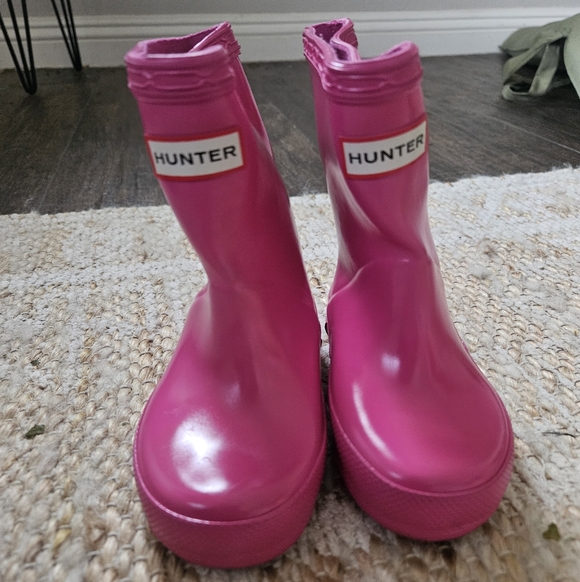 Hunter Pink Boots - Picture 6 of 7